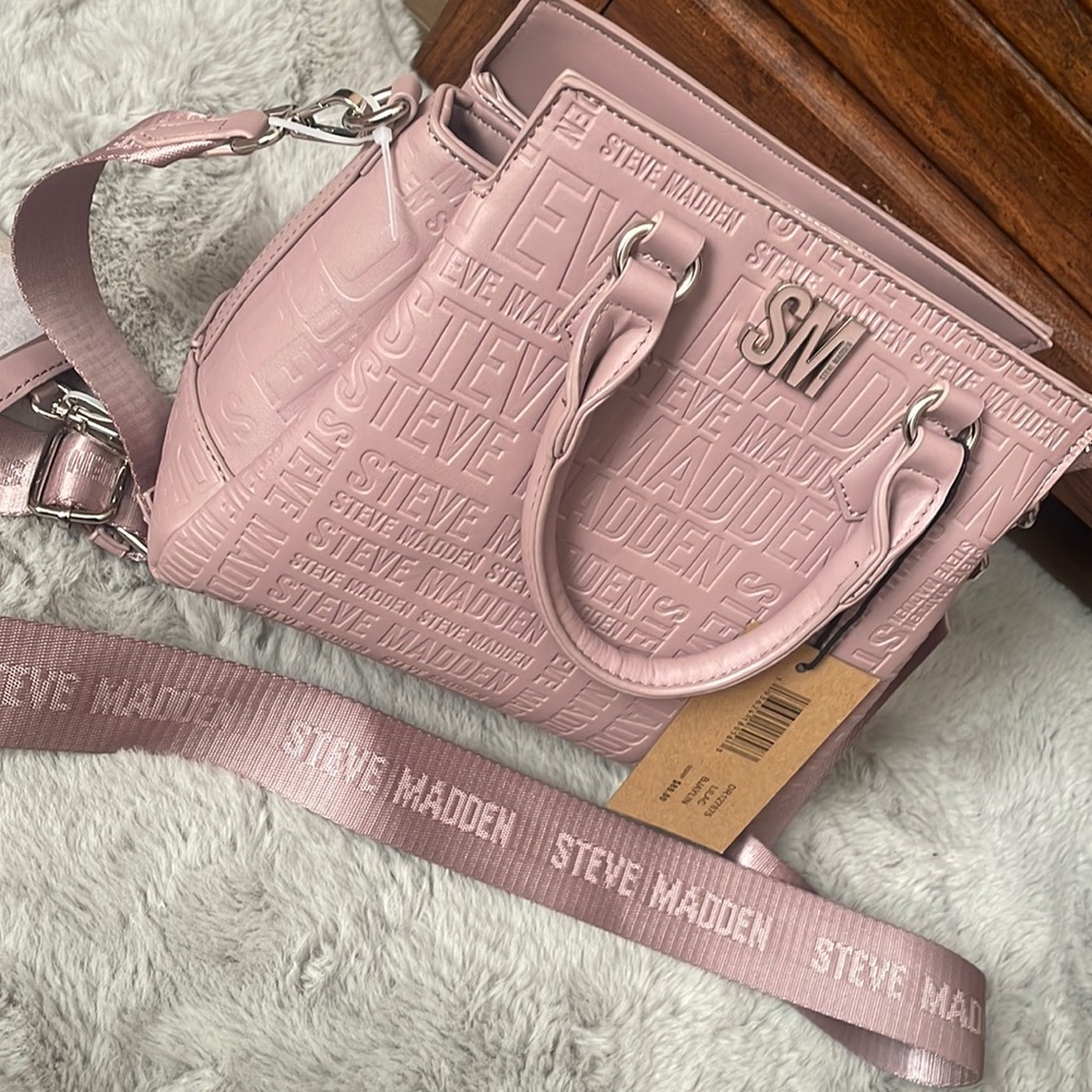 ***SOLD*** New Steve Madden Crossbody !